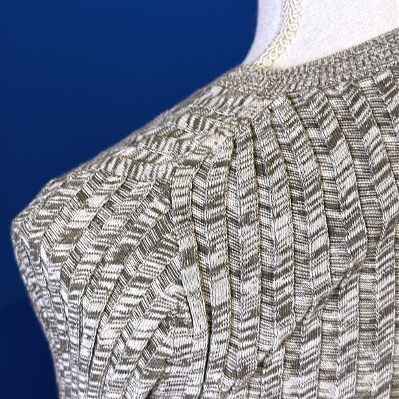 Theory Short Sleeve Marl Rib Crewneck Sweater size small - Picture 10 of 14